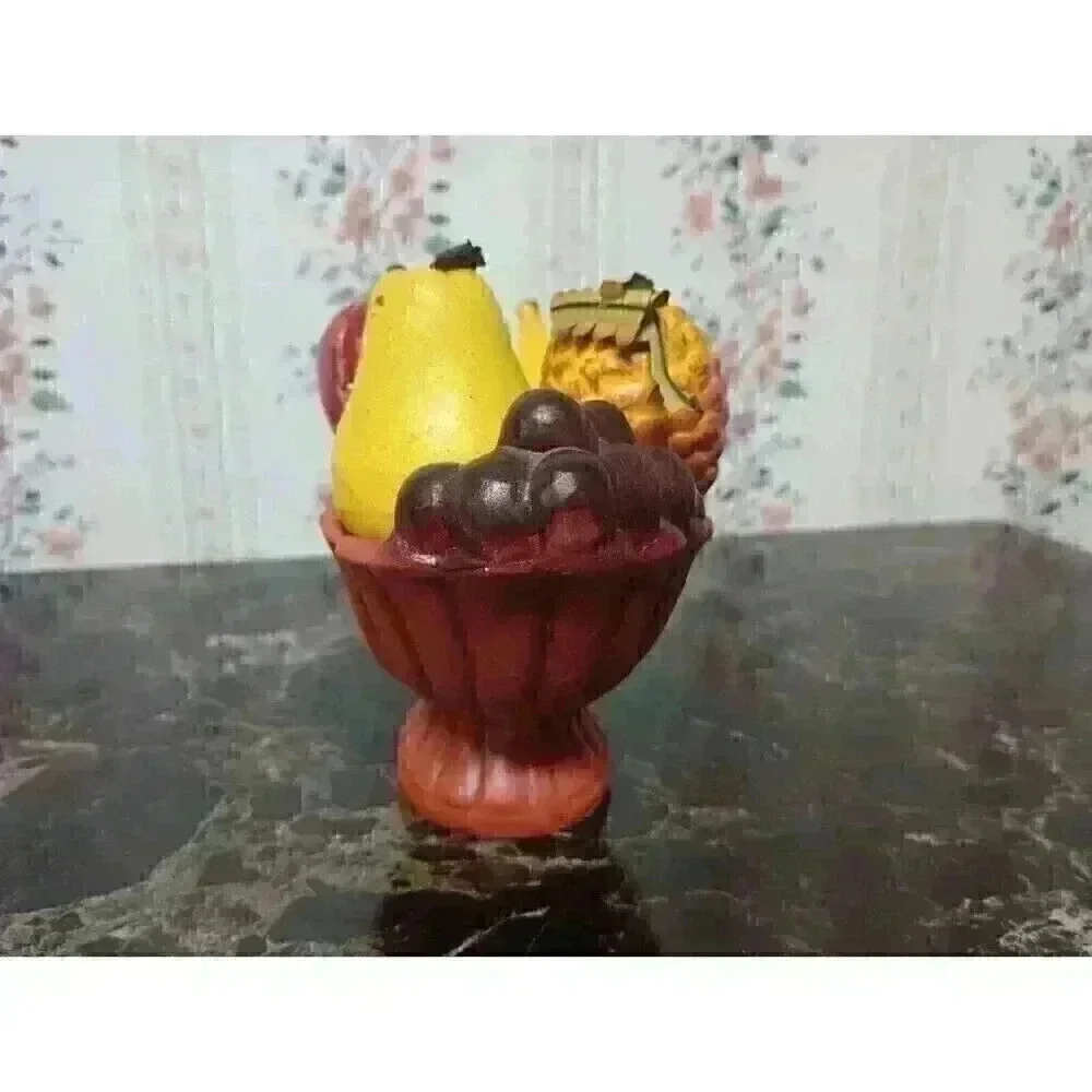 Fruit Bowl Salt & Pepper Shakers Hand Painted Ceramic Japan Thanksgiving Harvest